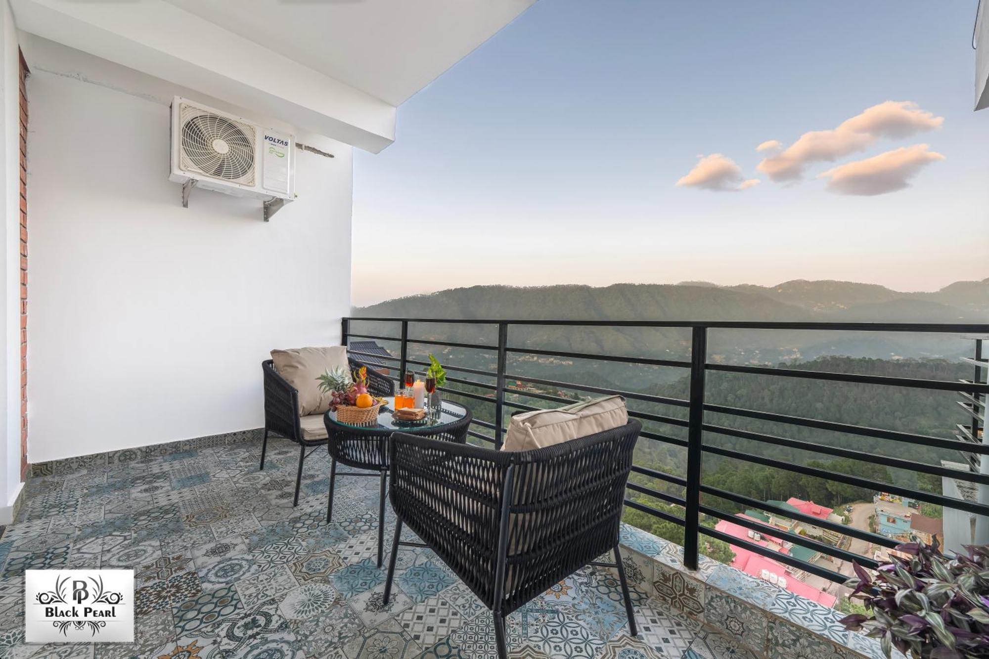 The Blackpearl Hillcrest Касаулі Екстер'єр фото